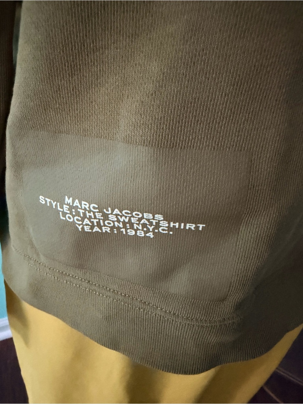 Marc Jacobs Men’s Crewneck Sweatshirt in Olive Green - Picture 2 of 3